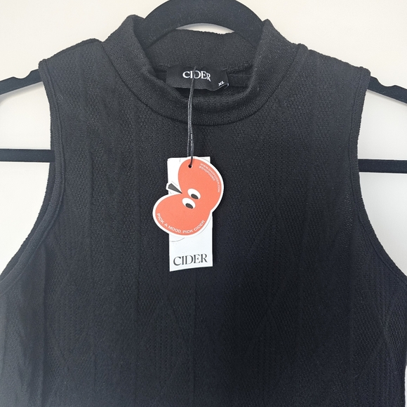 CIDER NWT Chunky Cable Knit Tank Top & Split Maxi Skirt Set - Picture 5 of 10